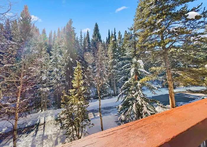 Union Creek Townhome 164d New Listing! *