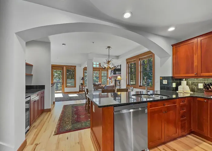 Union Creek Townhome 164d New Listing! Copper Mountain