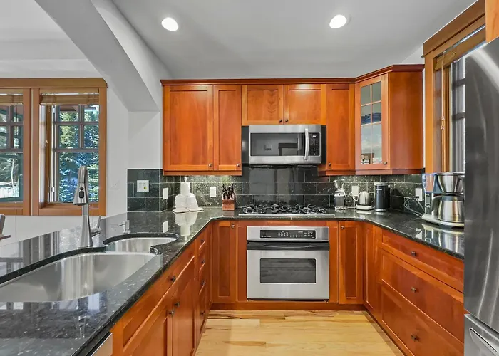 Apartment Union Creek Townhome 164d New Listing! *