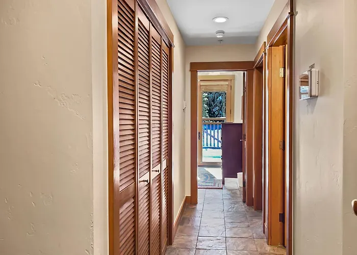 Apartment Union Creek Townhome 164d New Listing!