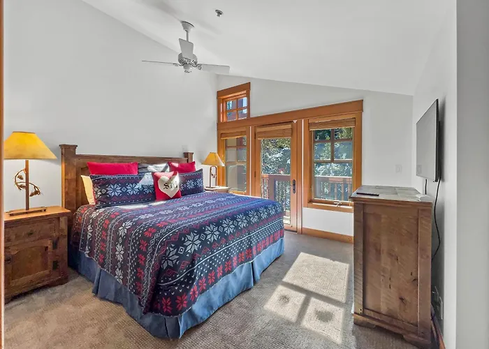 Union Creek Townhome 164d New Listing! * Copper Mountain